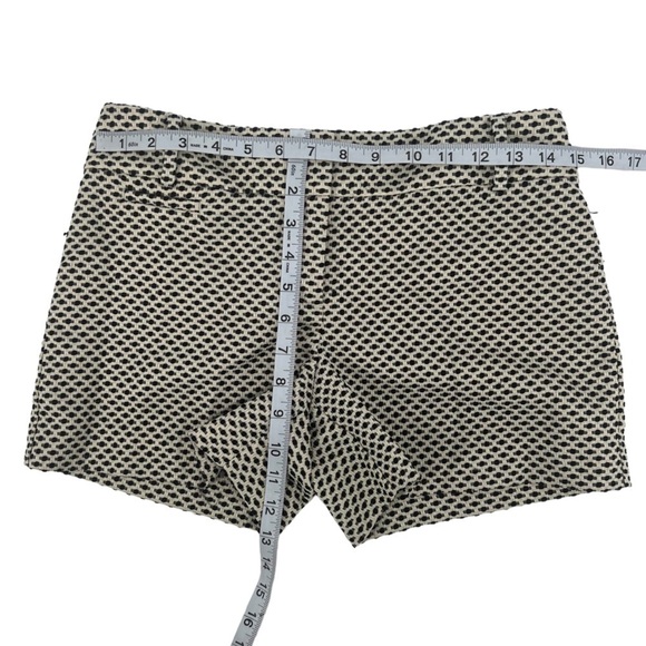 Ann Taylor Loft Black White Geometric Print Shorts Size 00 Women’s - Picture 4 of 7